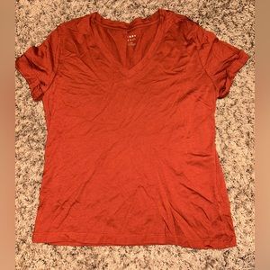 Burnt orange, v-neck, tshirt
